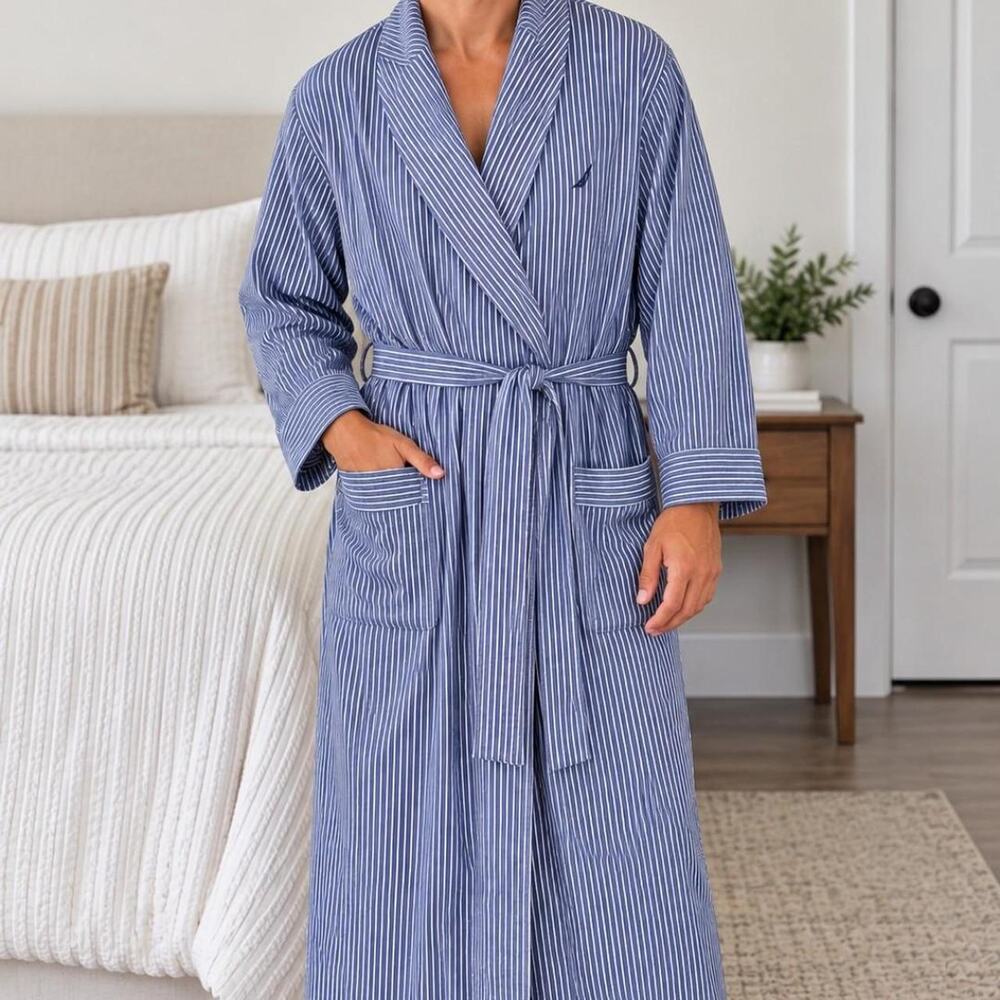 Nautica whiteblue vertical striped long